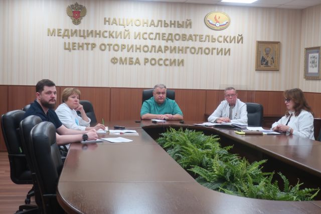 ВКС рабочего совещания оториноларингологов УФО с участием главного внештатного оториноларинголога Минздрава России и ФМБА России Николая Дайхеса